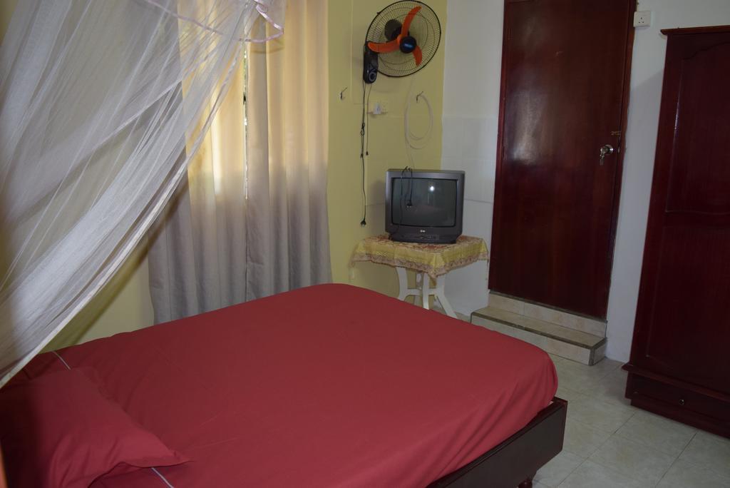Mauri Holidays 'Budgeted Apartment' La Gaulette Cameră foto